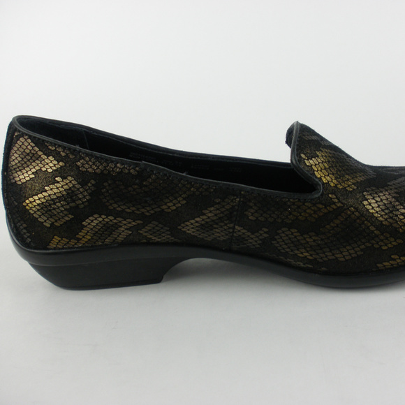 Dansko "Olivia" Snakeskin Pattern Flat Loafer Comfort Shoes - Picture 5 of 8